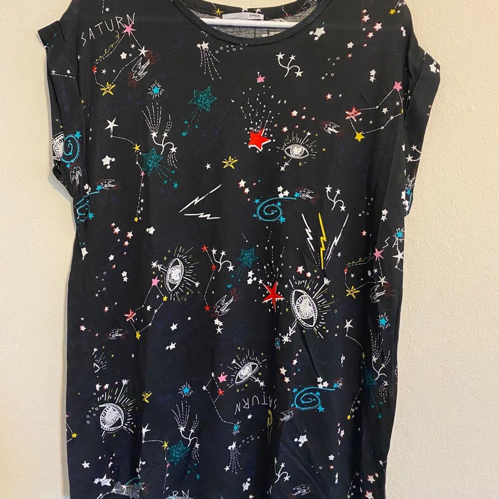 Graphic blouse